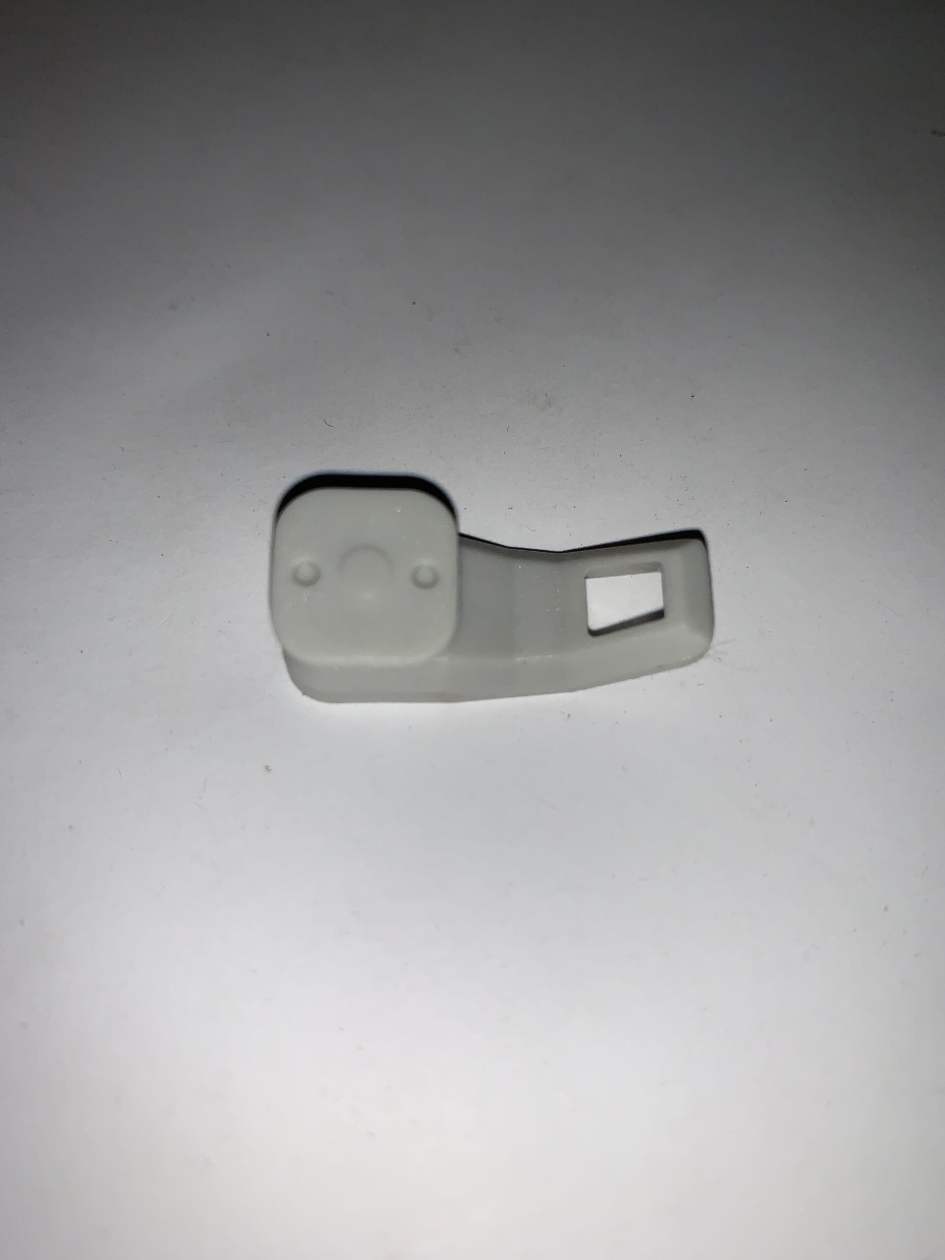 Kirsch Cut to measure rod slides, Light Gray, #3907055, Pack of 100, (Bin 1)