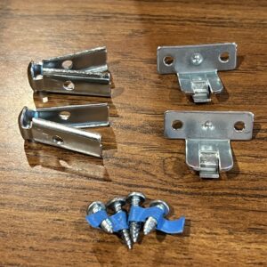 Kirsch Close Fitting Brackets for "Oval" Rods #9150-61, 1 Pair (Bin 10)