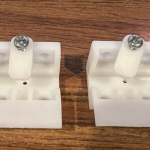 White Plastic Cellular and Pleated Shade Mounting Brackets, 1 Pair (#467)