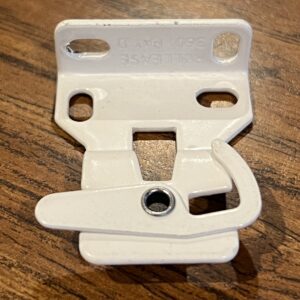 Shade Idle End Bracket, Sold Individually (#336)