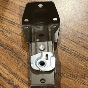 Kirsch Brown Center Support, Projection 2 1/2"-3 1/2", Sold Individually, #3577 (#351)