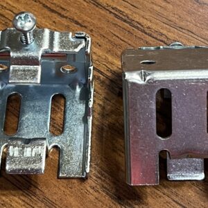 Metal Brackets, 1 Pair (#653)