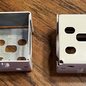 White Mini Blind Bracket, 1 Pair (#658)