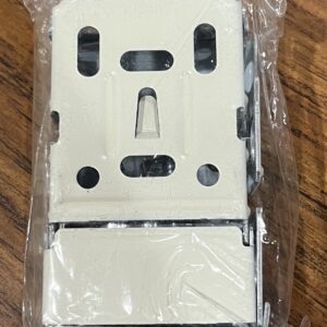 Blind Box Mounting Bracket, 1 Pair (#737)