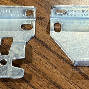 USED Clutch Roller Shade Brackets, 1 Pair (#925)
